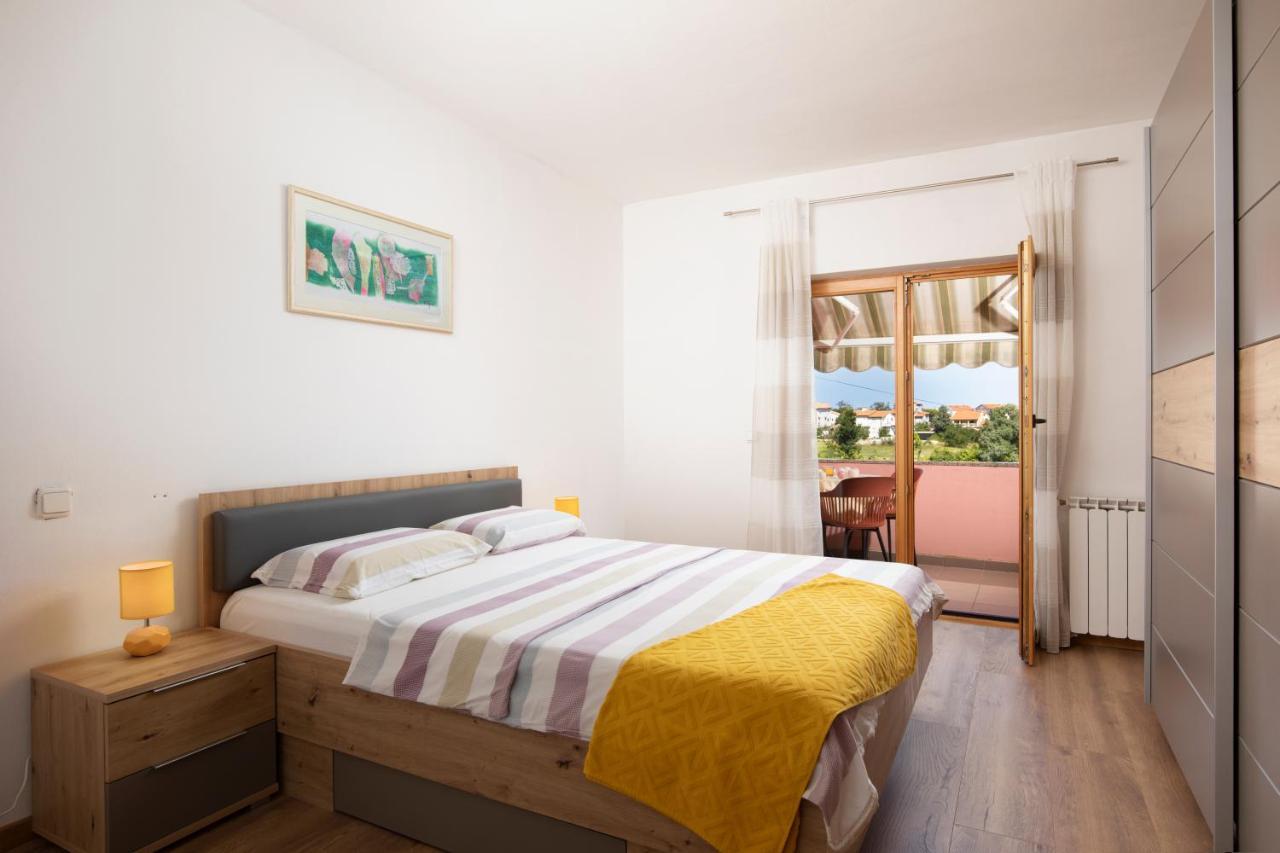 Sunny Apartment Valbandon Fažana Extérieur photo