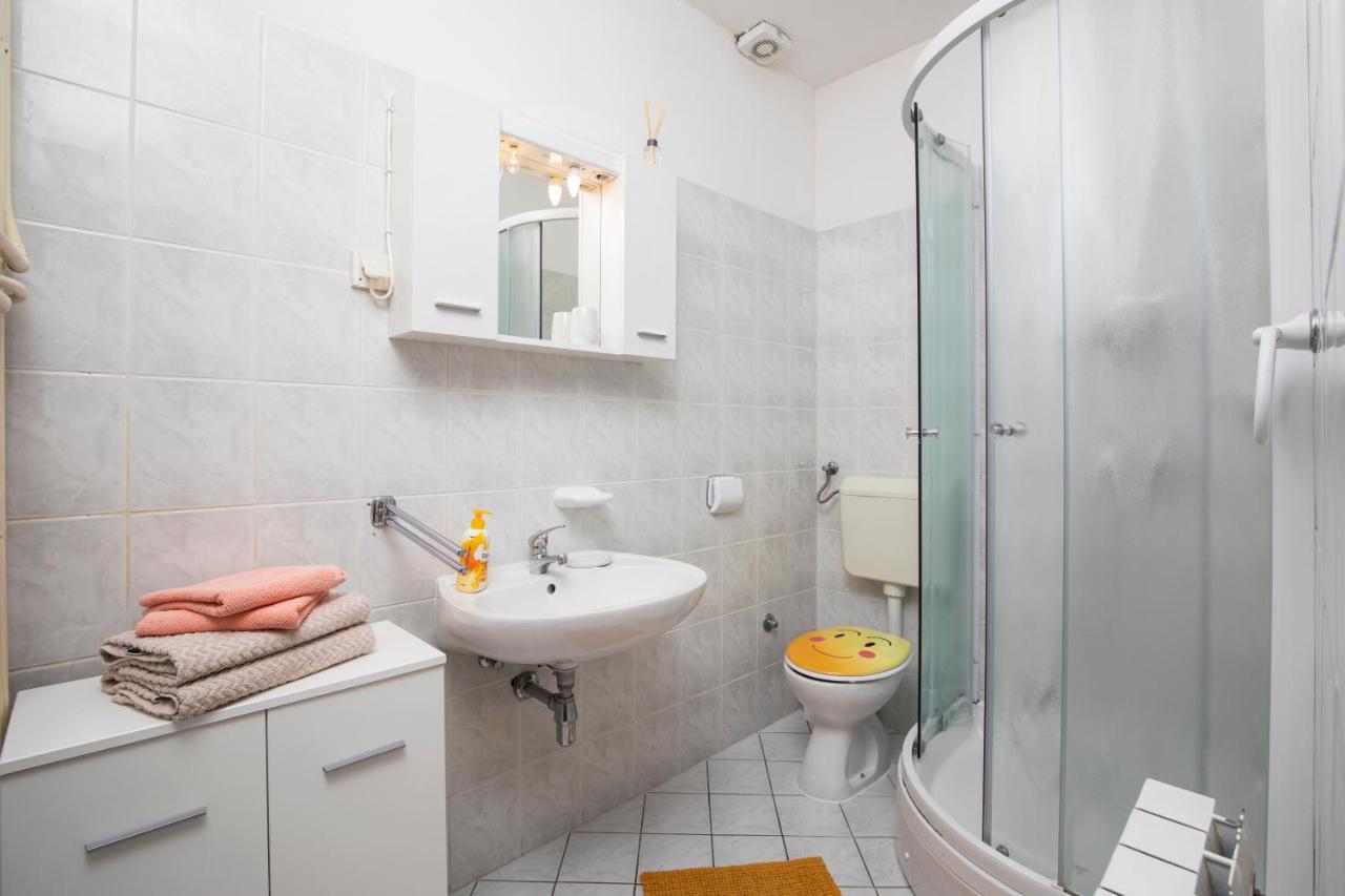 Sunny Apartment Valbandon Fažana Extérieur photo