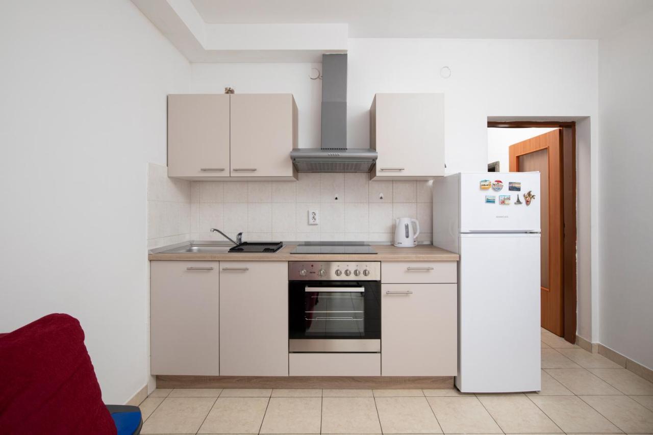 Sunny Apartment Valbandon Fažana Extérieur photo