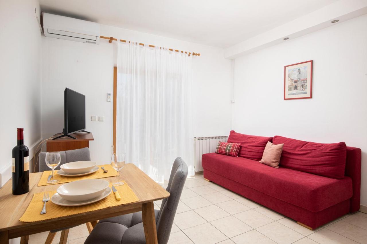 Sunny Apartment Valbandon Fažana Extérieur photo