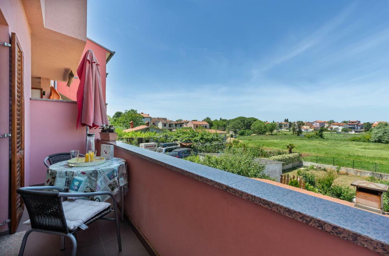 Sunny Apartment Valbandon Fažana Extérieur photo