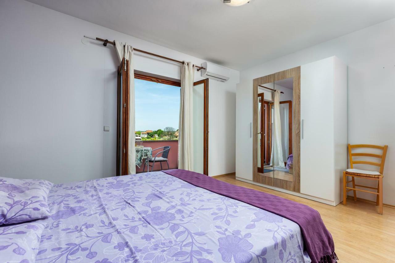 Sunny Apartment Valbandon Fažana Extérieur photo