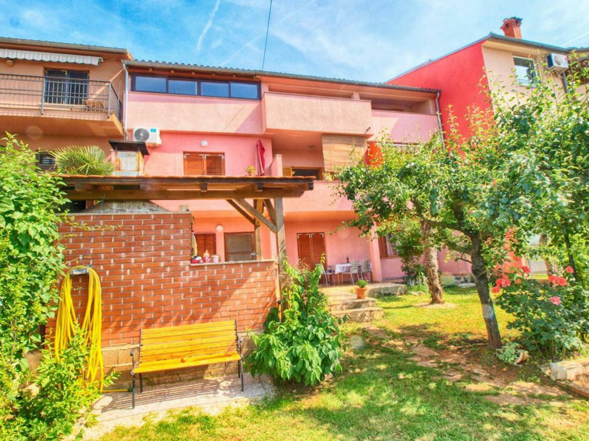 Sunny Apartment Valbandon Fažana Extérieur photo