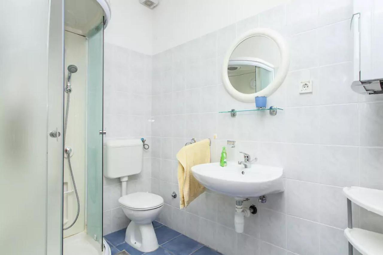 Sunny Apartment Valbandon Fažana Extérieur photo